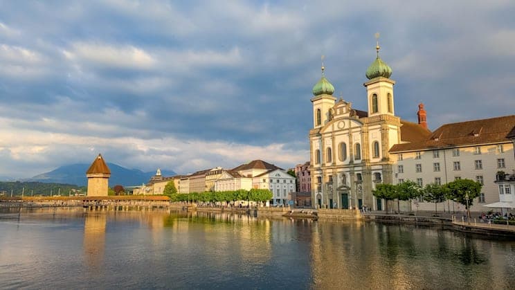 Reuss: Fluss durch Luzern