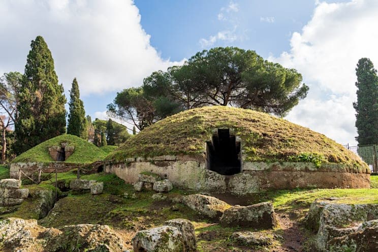 Cerveteri: Tumulusgrab der Etrusker